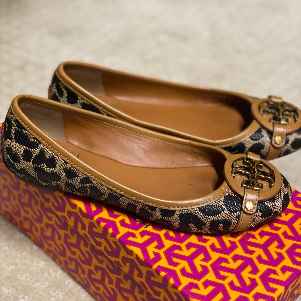 Tory Burch flats